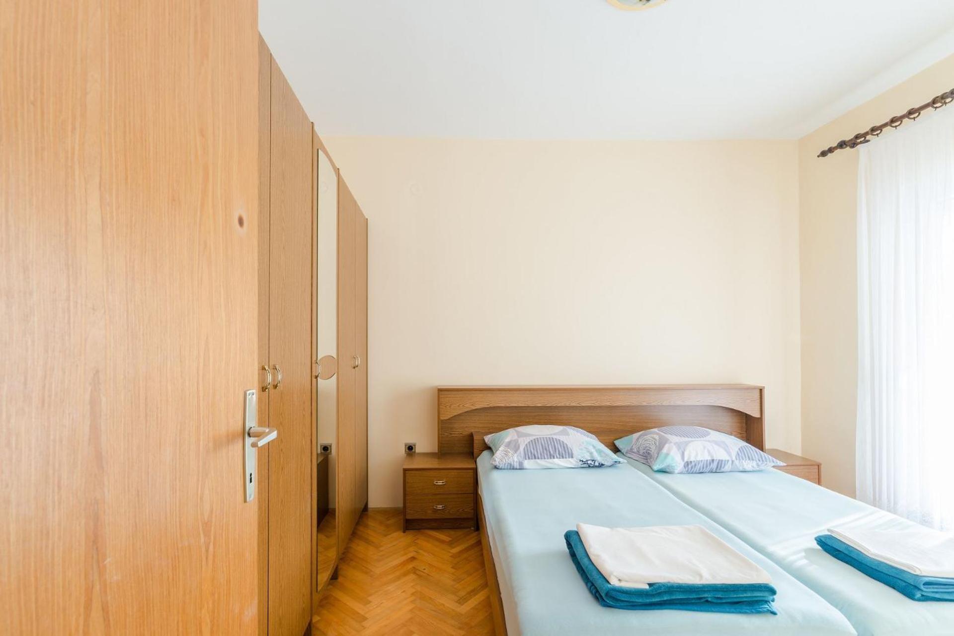 Apartments Ivica - With Parking Нин Экстерьер фото