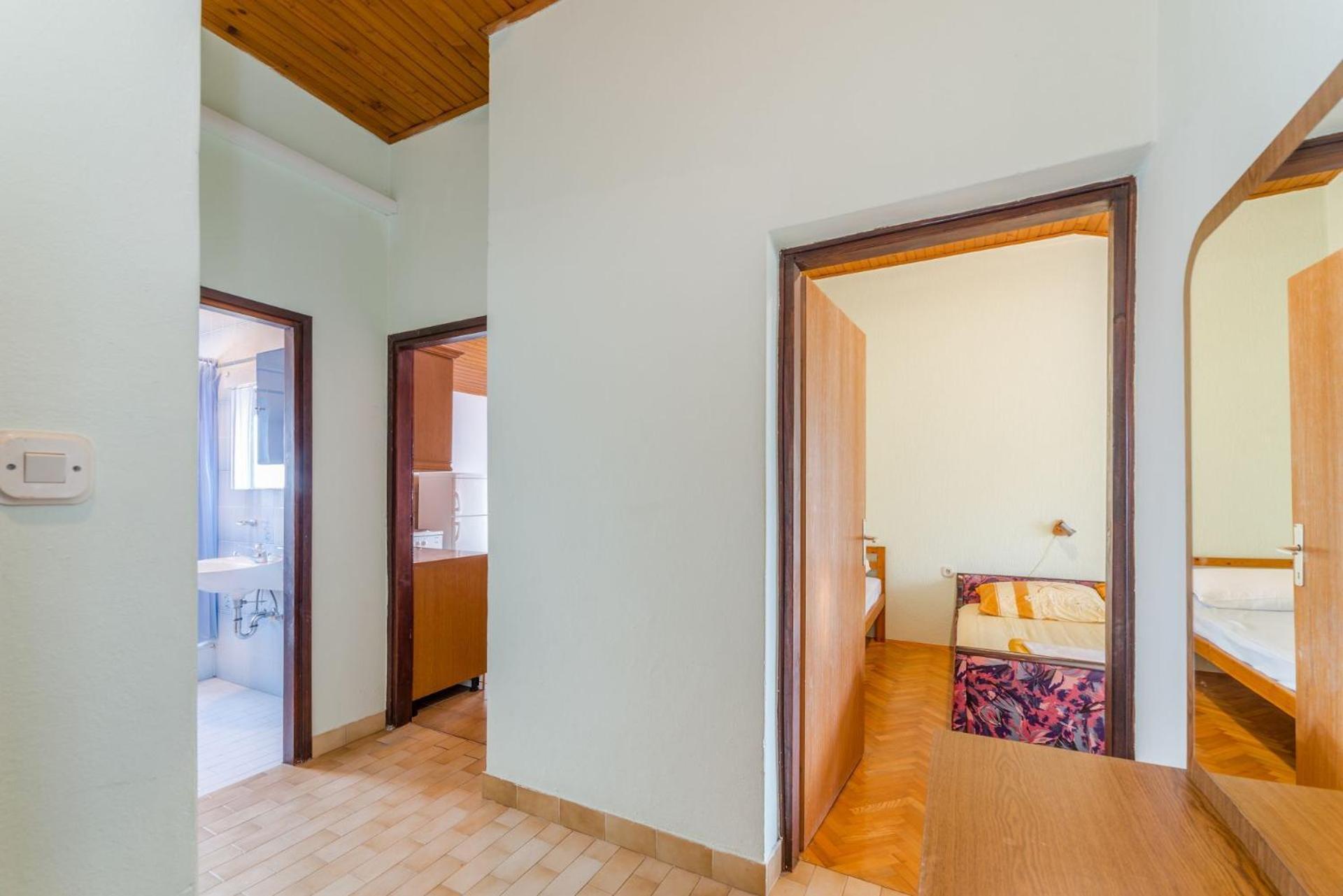 Apartments Ivica - With Parking Нин Экстерьер фото